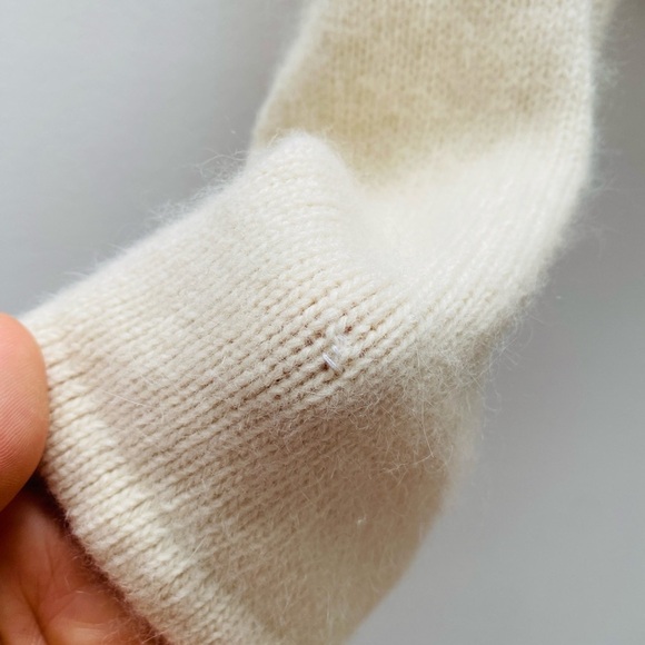 Vintage - Cream Soft Angora Cardigan - Picture 6 of 10